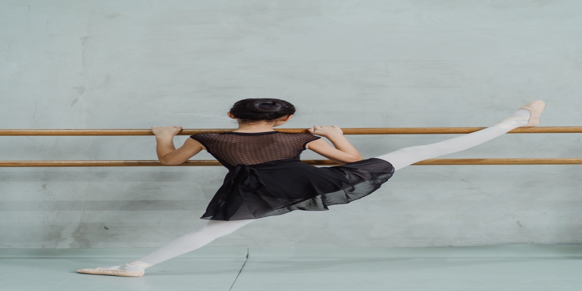 Ballet (intermédiaire, Cours - HB Académie de Danse
